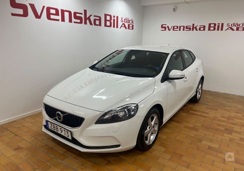 Volvo V40, 2018