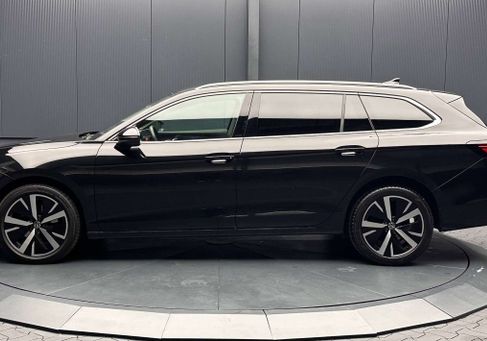 Volkswagen Passat Variant, 2024 2