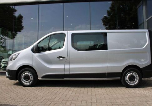 Renault Trafic, 2024 3