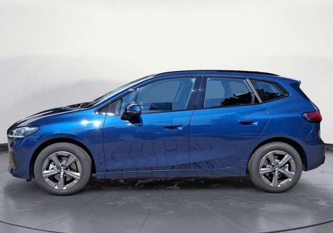 BMW 220, 2025 3