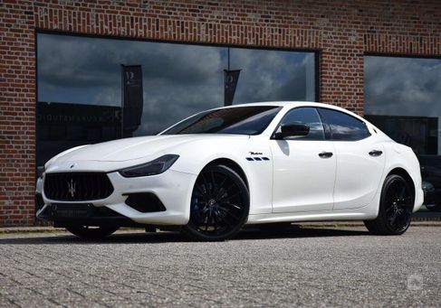 Maserati Ghibli, 2022