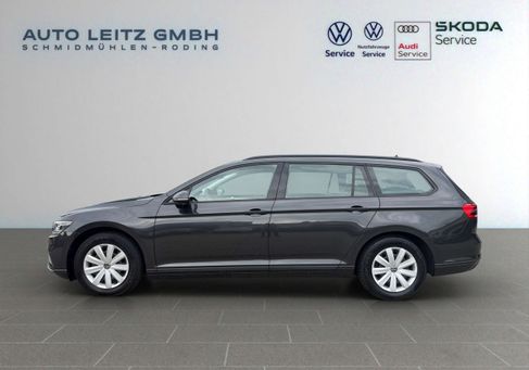 Volkswagen Passat Variant, 2023 3