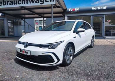 Volkswagen Golf, 2023