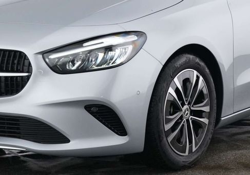 Mercedes-Benz B 180, 2025 2
