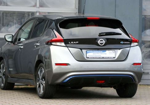 Nissan Leaf, 2020 3