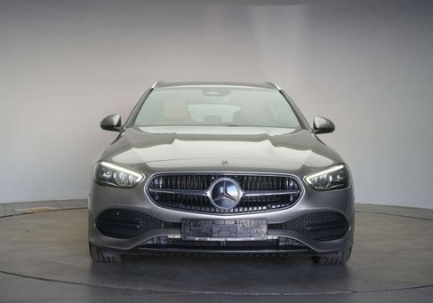 Mercedes-Benz C 300, 2022