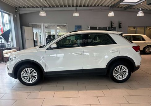 Volkswagen T-Roc, 2021