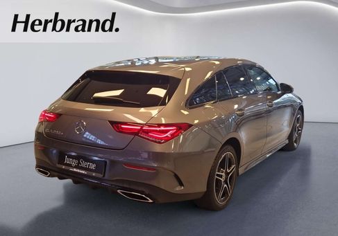 Mercedes-Benz CLA 250, 2022 3