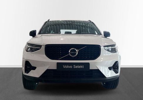 Volvo XC40, 2025 2