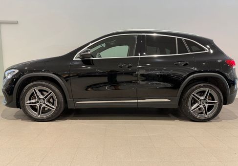 Mercedes-Benz GLA 250, 2022