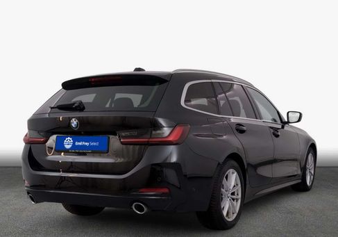 BMW 318, 2023