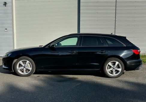 Audi A4, 2022