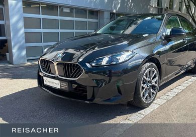 BMW 220, 2025