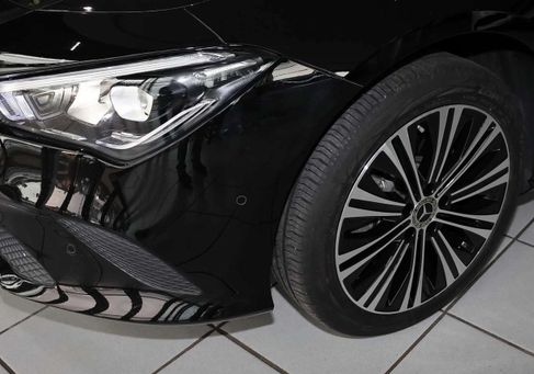 Mercedes-Benz CLA 250, 2022