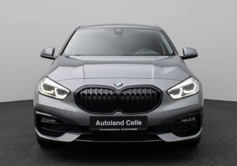 BMW 118, 2023