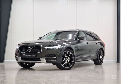 Volvo V90 Cross Country, 2018