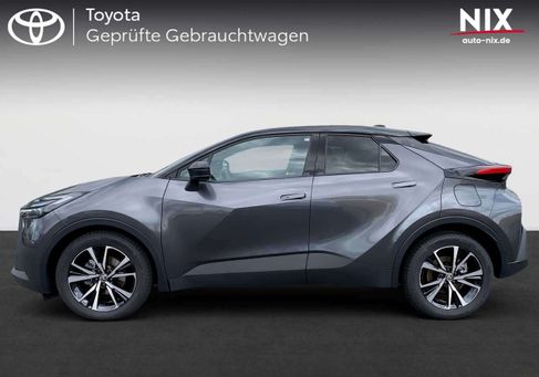 Toyota C-HR, 2025 3