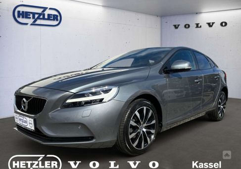 Volvo V40, 2018