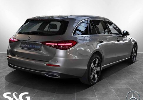 Mercedes-Benz C 300, 2022