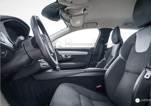 Volvo V90, 2020