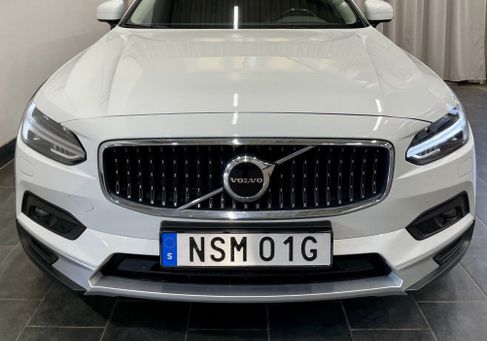 Volvo V90 Cross Country, 2021