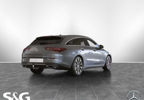 Mercedes-Benz CLA 250, 2022
