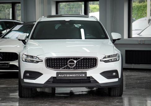 Volvo V60 Cross Country, 2019
