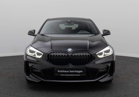 BMW 120, 2024