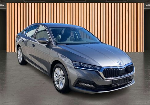 Skoda Octavia, 2023 3