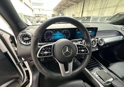 Mercedes-Benz GLB 200, 2020