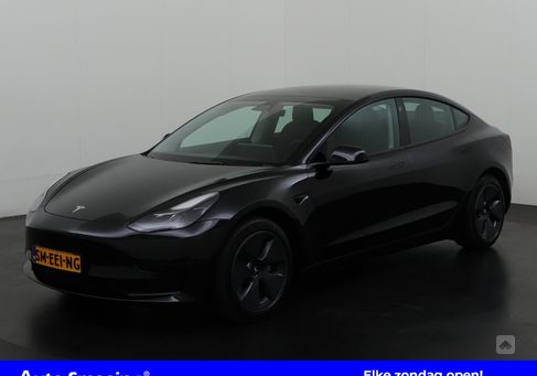 Tesla Model 3, 2021