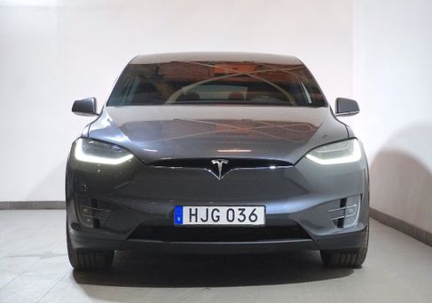 Tesla Model X, 2018