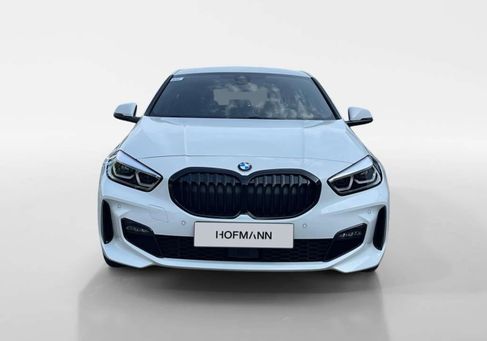 BMW 118, 2023