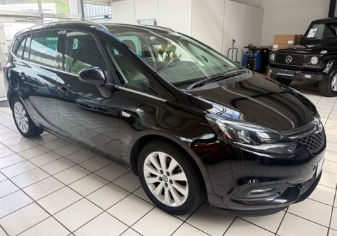 Opel Zafira, 2018