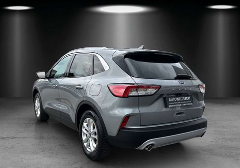 Ford Kuga, 2022
