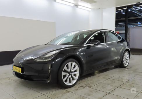 Tesla Model 3, 2019