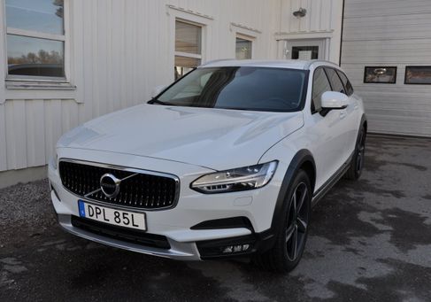 Volvo V90 Cross Country, 2019