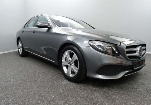 Mercedes-Benz E 300, 2018