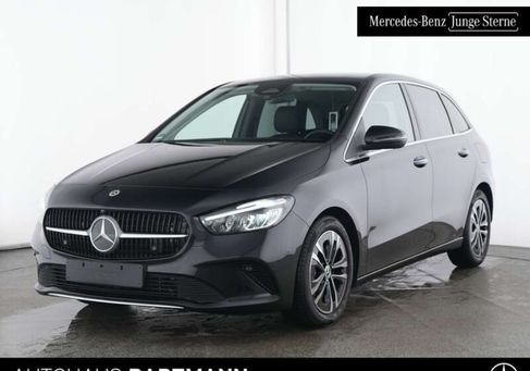 Mercedes-Benz B 180, 2024