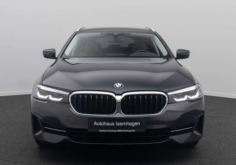 BMW 520, 2021