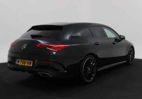 Mercedes-Benz CLA 180 Shooting Brake, 2021