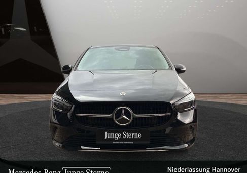 Mercedes-Benz B 200, 2026