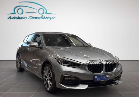 BMW 118, 2023