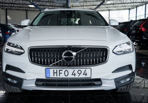 Volvo V90 Cross Country, 2020