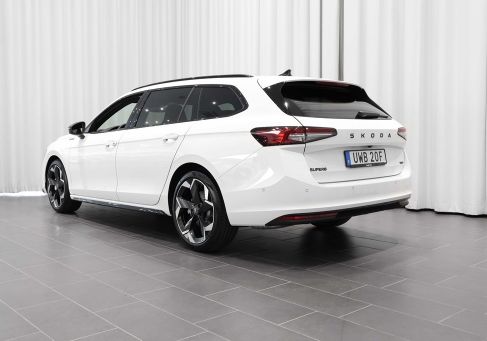 Skoda Superb, 2025