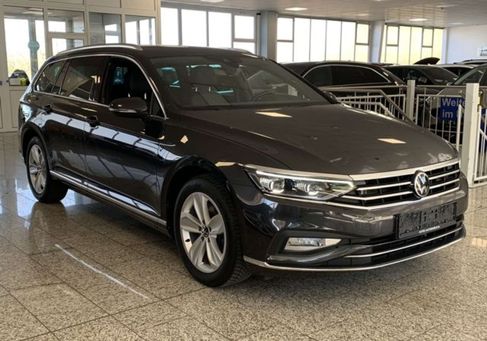 Volkswagen Passat Variant, 2023 3