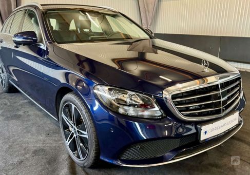 Mercedes-Benz C 300, 2020