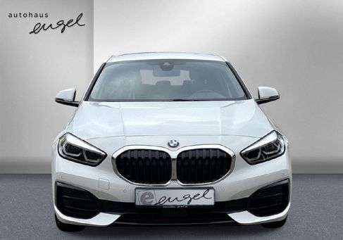 BMW 116, 2024