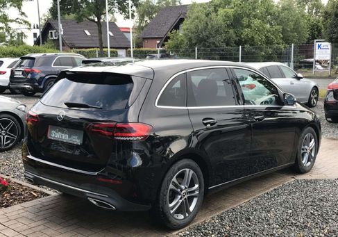 Mercedes-Benz B 180, 2020 2