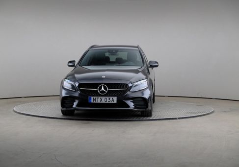Mercedes-Benz C 200, 2020 3